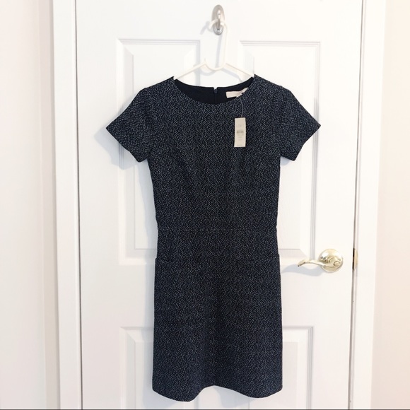 LOFT Flecked Pocket Flare Dress Petite - Picture 2 of 7